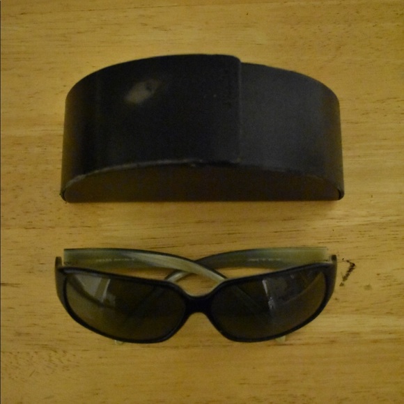 Prada Vintage Sunglasses - Picture 5 of 6